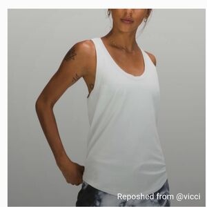 Women's Lululemon  White Tank Top Sz S